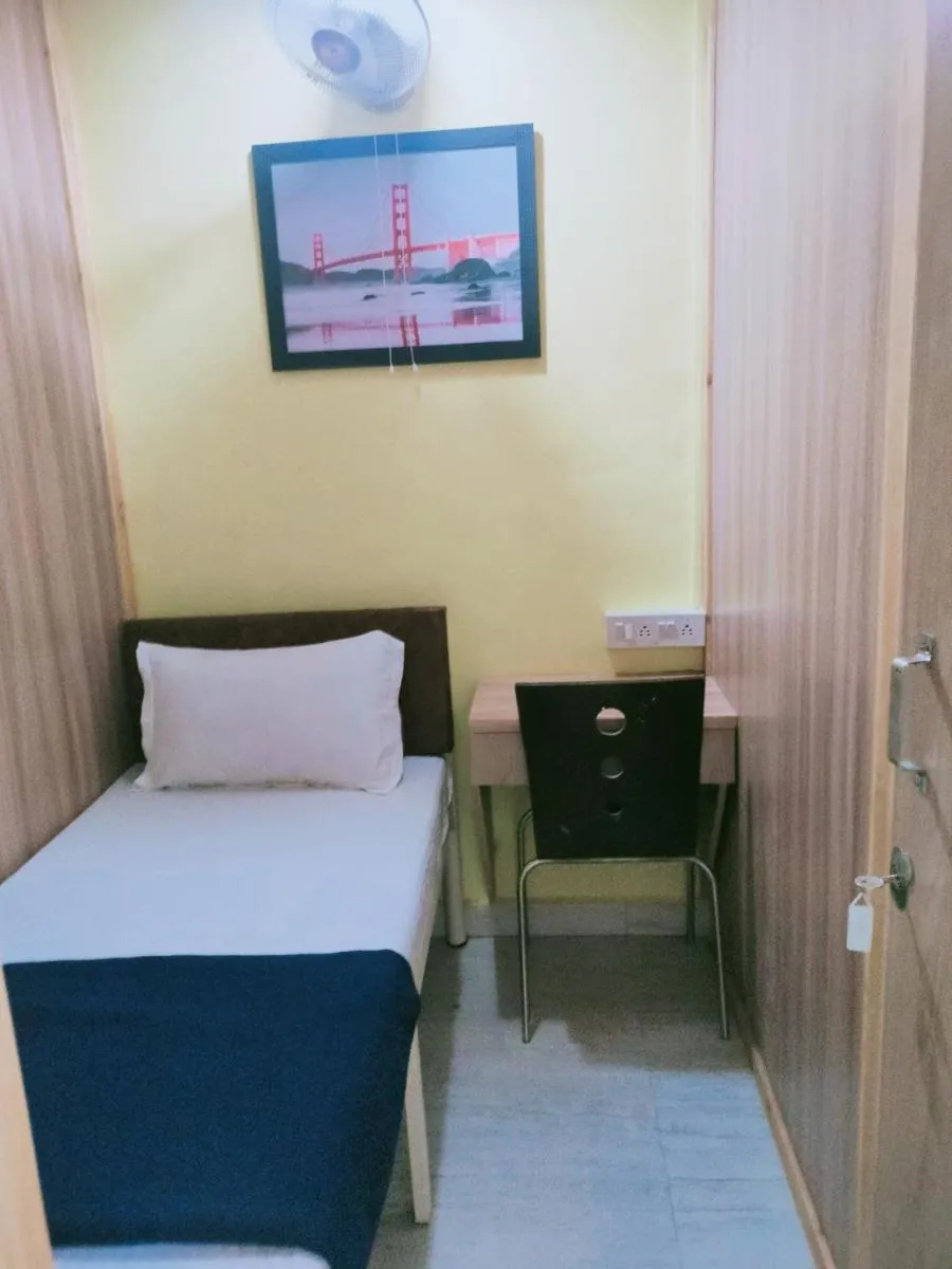Image 4 of Royal Cabin Stay
