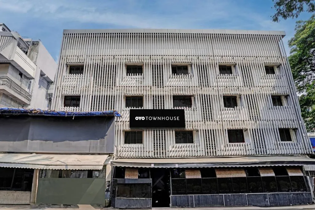 Image of Super Townhouse Khar The Unicontinental