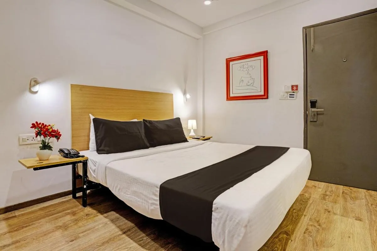 Image 1 of Super Townhouse Khar The Unicontinental