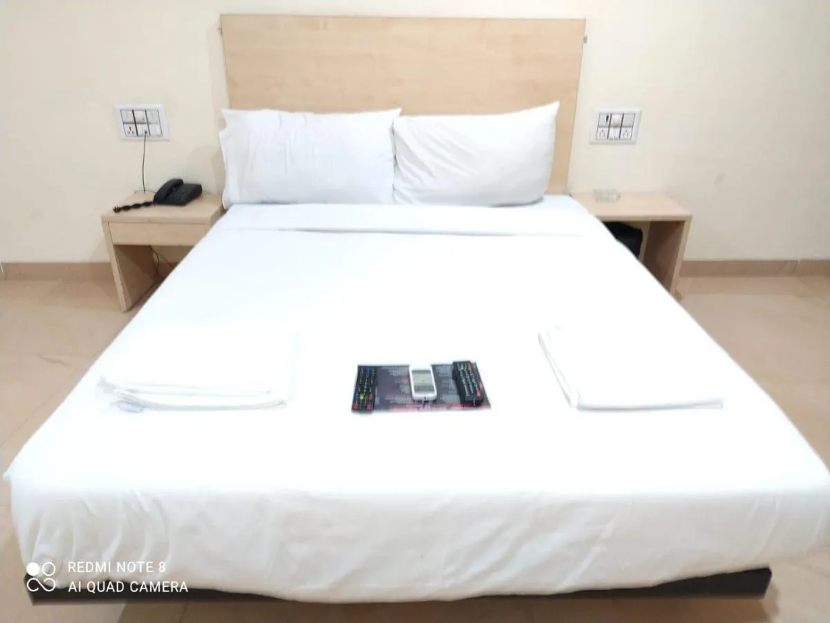 Image 2 of U LIFE HOTEL
